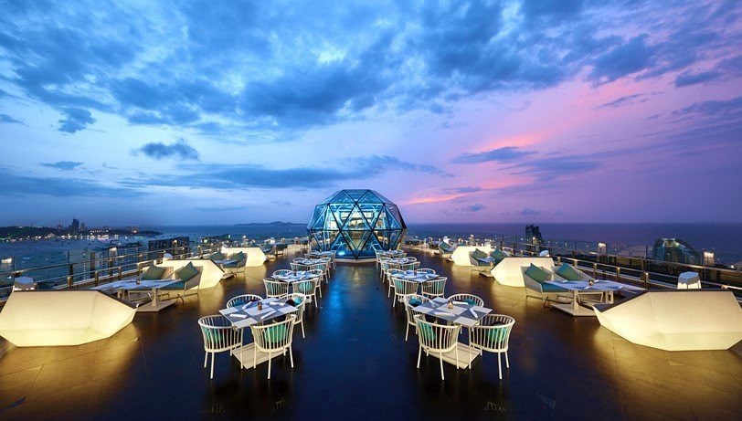 Sky Lounge & Terrace